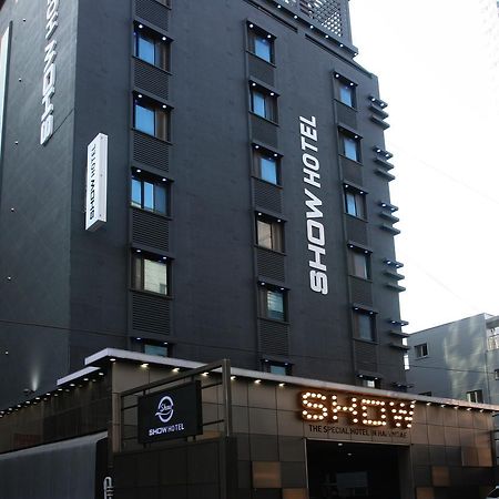 Show Hotel Busan Esterno foto